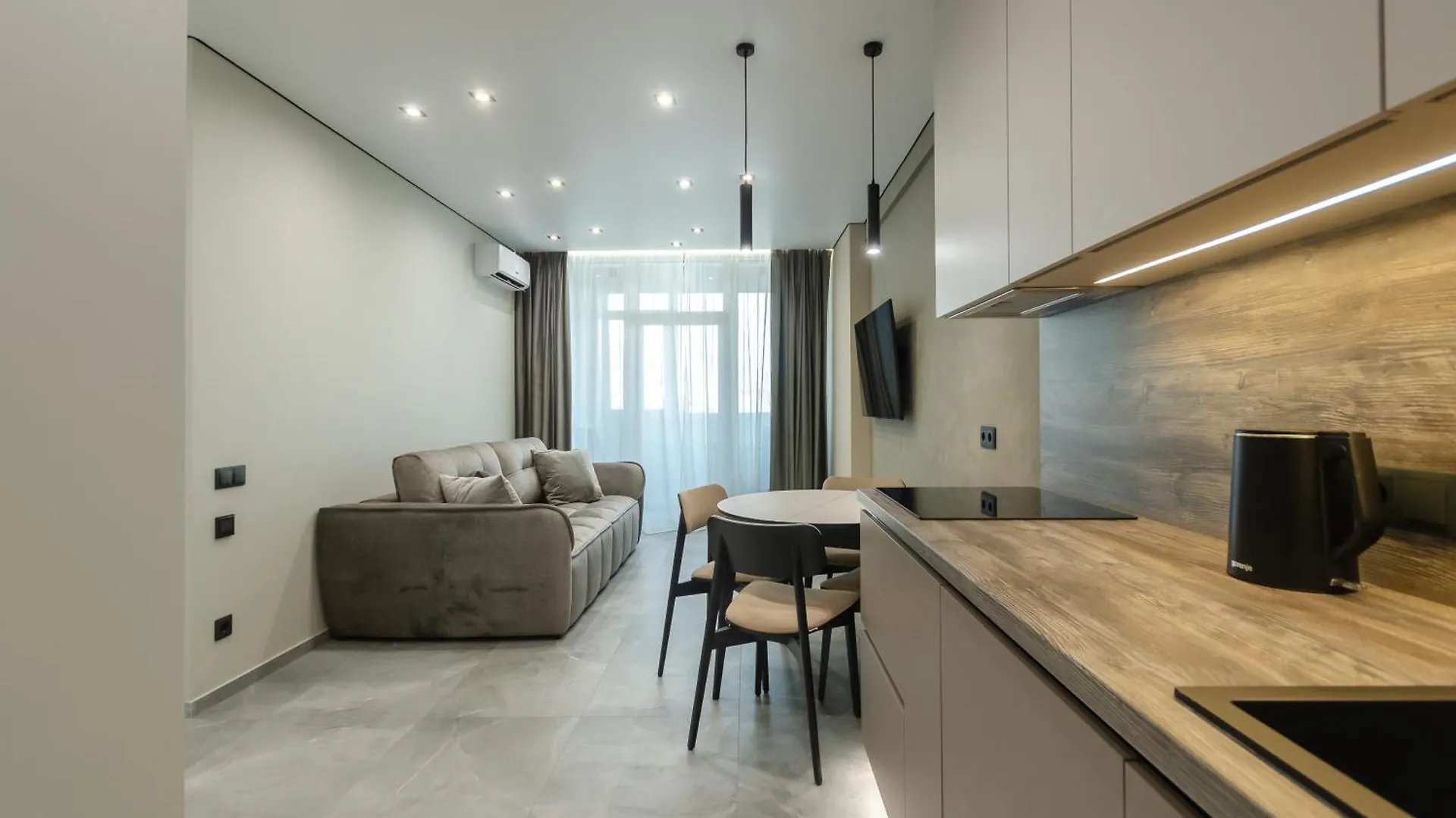 Petrovdom Apartments 11-92 In Rc Manhattan City,Beresteiskyi 11 Kiev