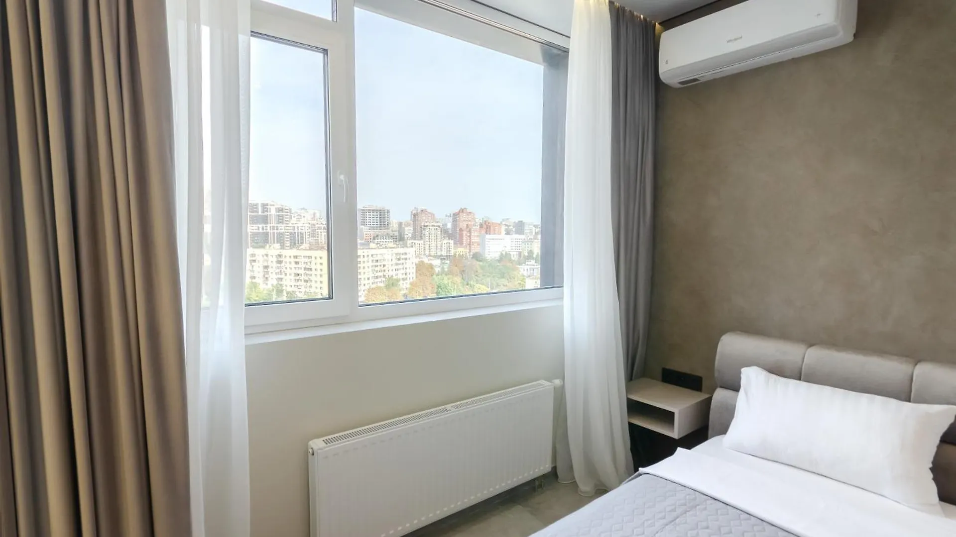 Petrovdom Apartments 11-92 In Rc Manhattan City,Beresteiskyi 11 Kiev 0*,  Ukrayna