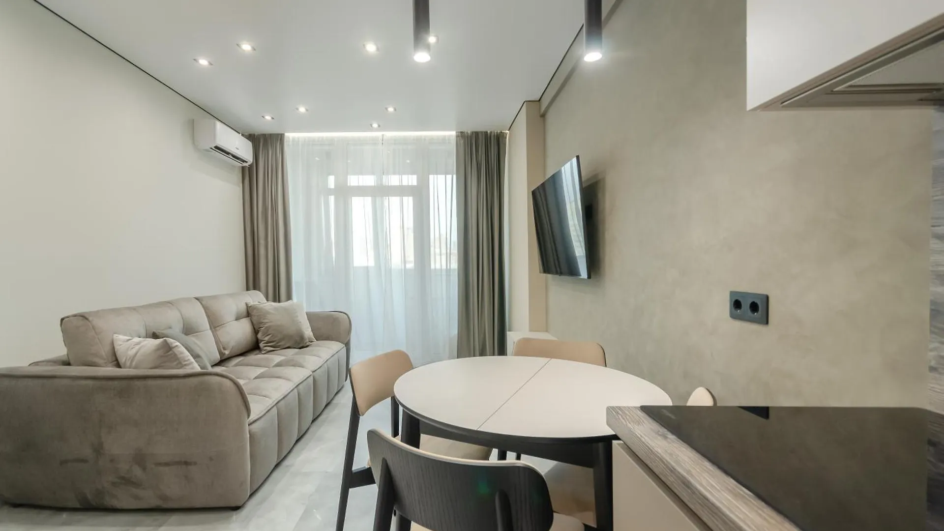 Petrovdom Apartments 11-92 In Rc Manhattan City,Beresteiskyi 11 كييف