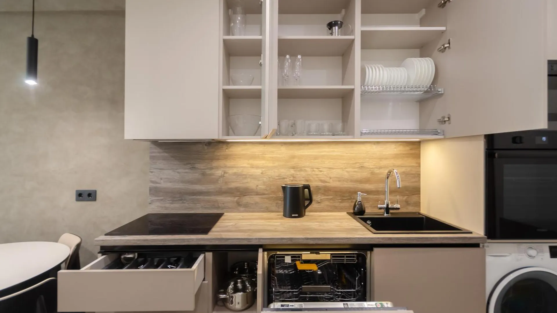 Petrovdom Apartments 11-92 In Rc Manhattan City,Beresteiskyi 11 كييف
